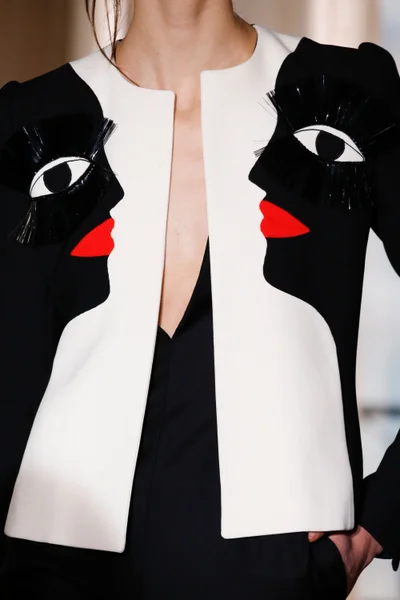 Look 12